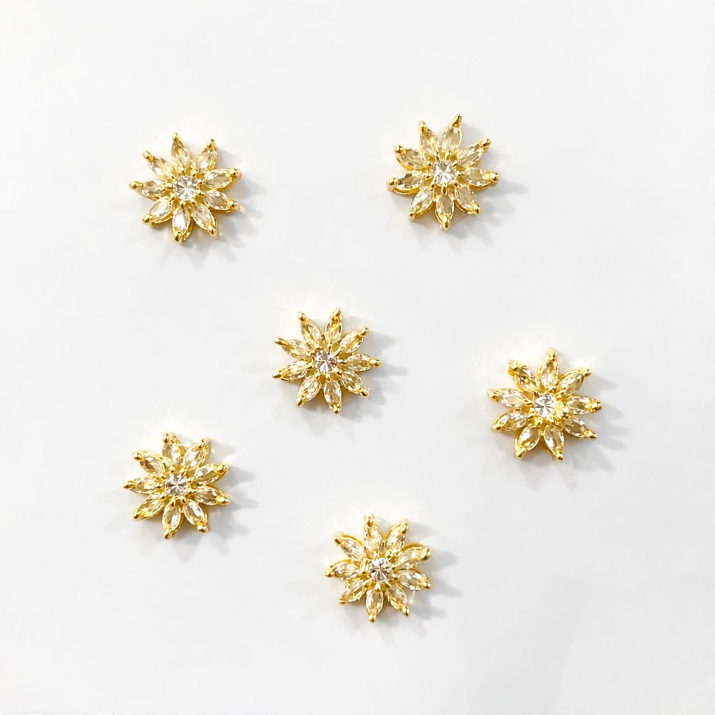 Gold Finish Floral Kundan (6 Pcs)